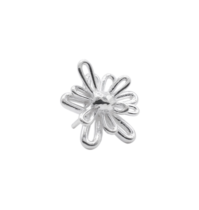 silver flower stud&nbsp;earring