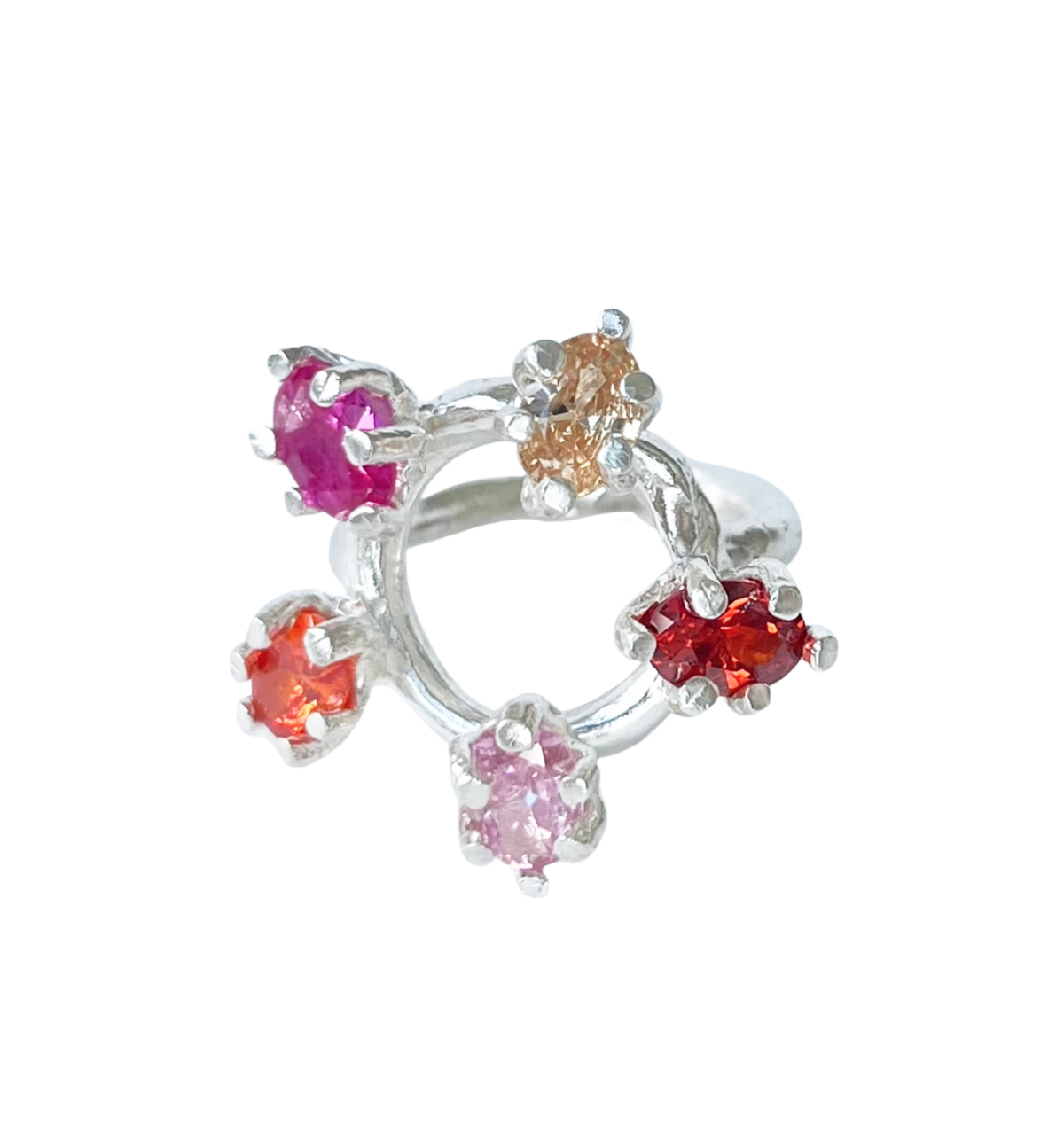 tsvetochek ring with five&nbsp;gems