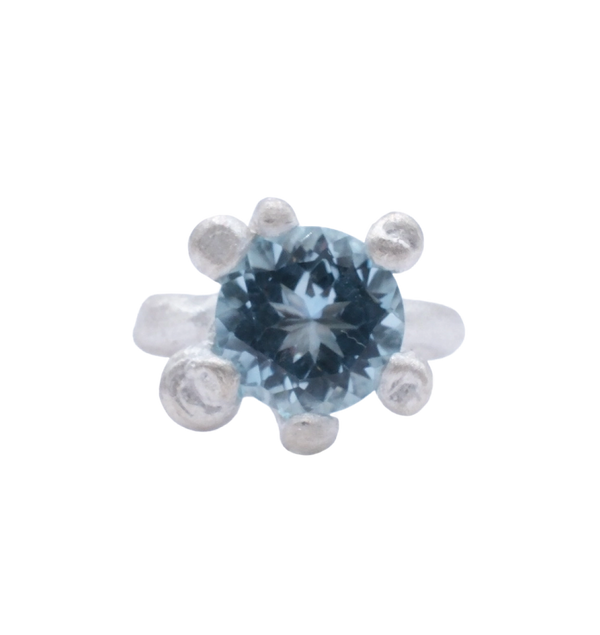 ring with melted prongs rough&nbsp;finish