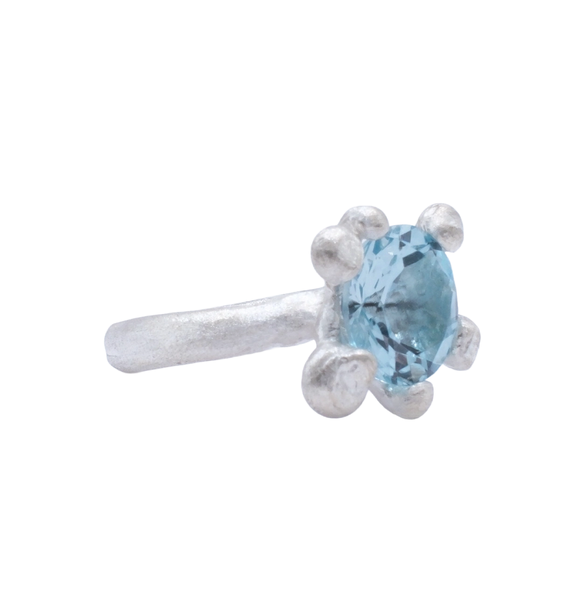 ring with melted prongs rough&nbsp;finish